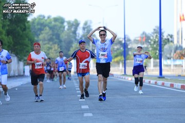 BINH DUONG NEW CITY HALF MARATHON 2024 - Ảnh #1767066