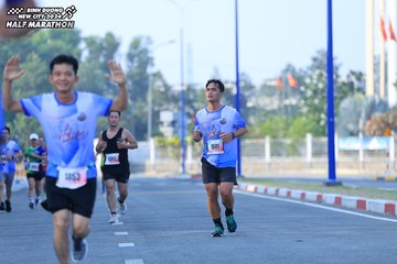 BINH DUONG NEW CITY HALF MARATHON 2024 - Ảnh #1766674