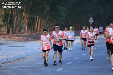 BINH DUONG NEW CITY HALF MARATHON 2024 - Ảnh #1773006