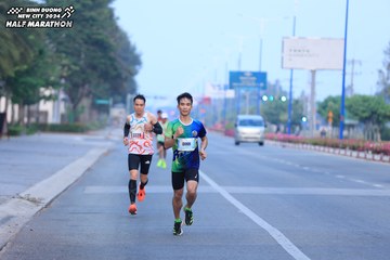 BINH DUONG NEW CITY HALF MARATHON 2024 - Ảnh #1765407