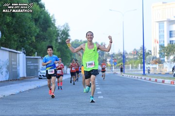 BINH DUONG NEW CITY HALF MARATHON 2024 - Ảnh #1775678
