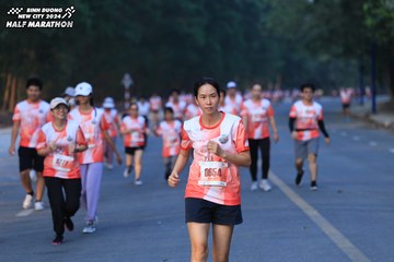 BINH DUONG NEW CITY HALF MARATHON 2024 - Ảnh #1773398