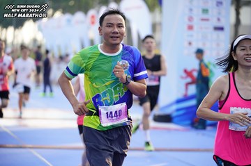 BINH DUONG NEW CITY HALF MARATHON 2024 - Ảnh #1762009