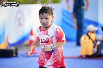 BINH DUONG NEW CITY HALF MARATHON 2024 - Ảnh #1763042