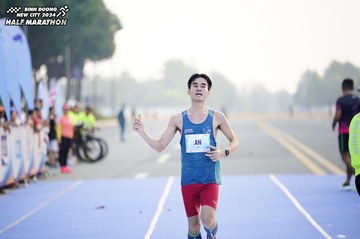 BINH DUONG NEW CITY HALF MARATHON 2024 - Ảnh #1774559