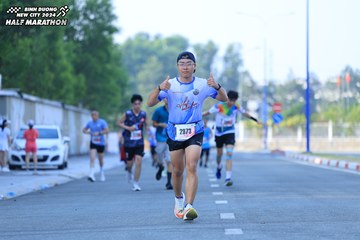 BINH DUONG NEW CITY HALF MARATHON 2024 - Ảnh #1767116