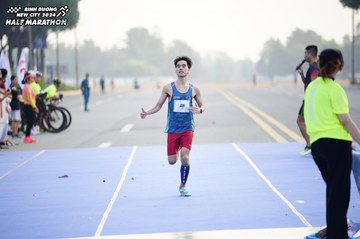 BINH DUONG NEW CITY HALF MARATHON 2024 - Ảnh #1774491