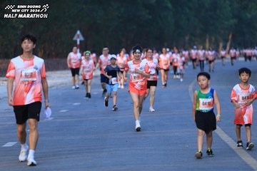 BINH DUONG NEW CITY HALF MARATHON 2024 - Ảnh #1772885