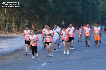 BINH DUONG NEW CITY HALF MARATHON 2024 - Ảnh #1774301