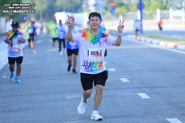 BINH DUONG NEW CITY HALF MARATHON 2024 - Ảnh #1769574