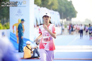 BINH DUONG NEW CITY HALF MARATHON 2024 - Ảnh #1765011