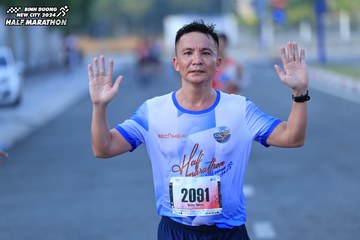 BINH DUONG NEW CITY HALF MARATHON 2024 - Ảnh #1775182