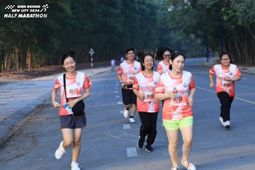 BINH DUONG NEW CITY HALF MARATHON 2024 - Ảnh #1774698