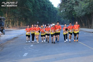 BINH DUONG NEW CITY HALF MARATHON 2024 - Ảnh #1774605