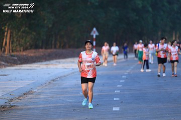 BINH DUONG NEW CITY HALF MARATHON 2024 - Ảnh #1773669