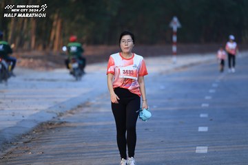 BINH DUONG NEW CITY HALF MARATHON 2024 - Ảnh #1773842