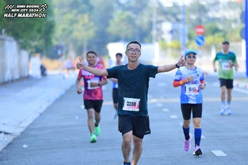 BINH DUONG NEW CITY HALF MARATHON 2024 - Ảnh #1769437
