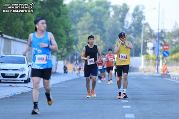 BINH DUONG NEW CITY HALF MARATHON 2024 - Ảnh #1763529