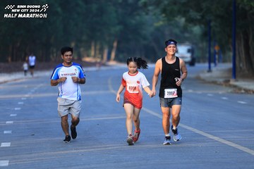 BINH DUONG NEW CITY HALF MARATHON 2024 - Ảnh #1774736
