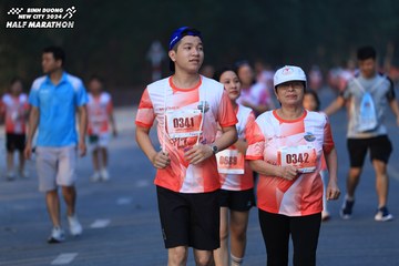 BINH DUONG NEW CITY HALF MARATHON 2024 - Ảnh #1774209