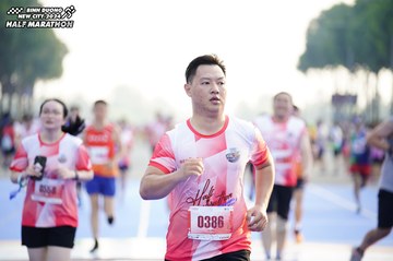 BINH DUONG NEW CITY HALF MARATHON 2024 - Ảnh #1763857
