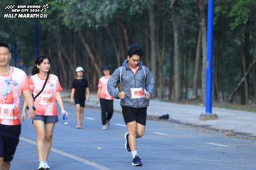BINH DUONG NEW CITY HALF MARATHON 2024 - Ảnh #1773975