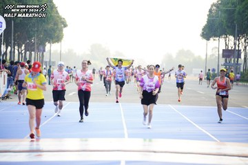 BINH DUONG NEW CITY HALF MARATHON 2024 - Ảnh #1762130