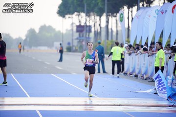 BINH DUONG NEW CITY HALF MARATHON 2024 - Ảnh #1773288