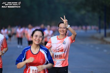 BINH DUONG NEW CITY HALF MARATHON 2024 - Ảnh #1773064