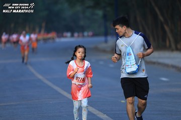 BINH DUONG NEW CITY HALF MARATHON 2024 - Ảnh #1774220