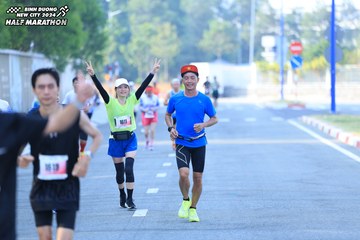 BINH DUONG NEW CITY HALF MARATHON 2024 - Ảnh #1769058