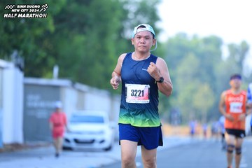 BINH DUONG NEW CITY HALF MARATHON 2024 - Ảnh #1766279