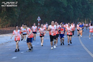 BINH DUONG NEW CITY HALF MARATHON 2024 - Ảnh #1772971