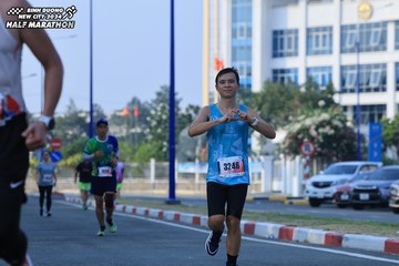 BINH DUONG NEW CITY HALF MARATHON 2024 - Ảnh #1765695