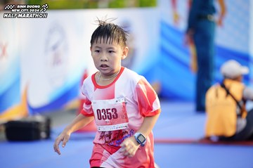 BINH DUONG NEW CITY HALF MARATHON 2024 - Ảnh #1763043