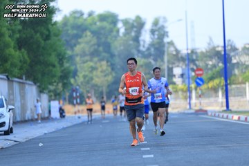 BINH DUONG NEW CITY HALF MARATHON 2024 - Ảnh #1766314