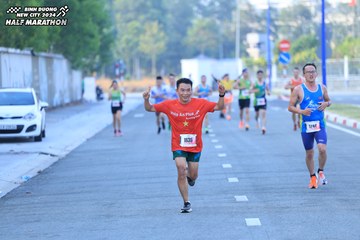 BINH DUONG NEW CITY HALF MARATHON 2024 - Ảnh #1774931