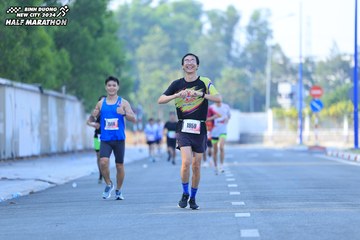 BINH DUONG NEW CITY HALF MARATHON 2024 - Ảnh #1768448