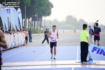 BINH DUONG NEW CITY HALF MARATHON 2024 - Ảnh #1773858