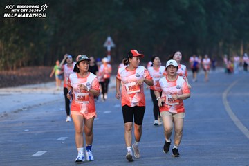 BINH DUONG NEW CITY HALF MARATHON 2024 - Ảnh #1773555