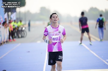 BINH DUONG NEW CITY HALF MARATHON 2024 - Ảnh #1774339