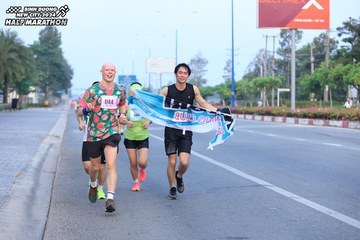 BINH DUONG NEW CITY HALF MARATHON 2024 - Ảnh #1767414