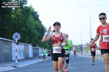BINH DUONG NEW CITY HALF MARATHON 2024 - Ảnh #1775827