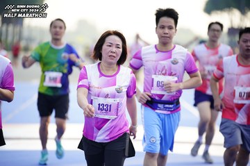 BINH DUONG NEW CITY HALF MARATHON 2024 - Ảnh #1762373