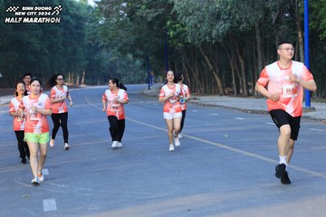 BINH DUONG NEW CITY HALF MARATHON 2024 - Ảnh #1774676