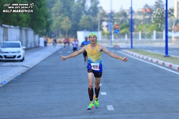 BINH DUONG NEW CITY HALF MARATHON 2024 - Ảnh #1775134