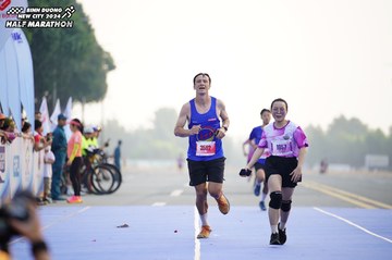BINH DUONG NEW CITY HALF MARATHON 2024 - Ảnh #1776091