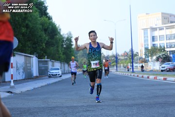 BINH DUONG NEW CITY HALF MARATHON 2024 - Ảnh #1775490