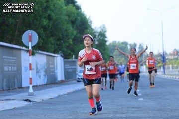 BINH DUONG NEW CITY HALF MARATHON 2024 - Ảnh #1775699