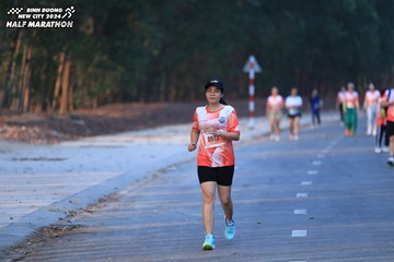 BINH DUONG NEW CITY HALF MARATHON 2024 - Ảnh #1773671